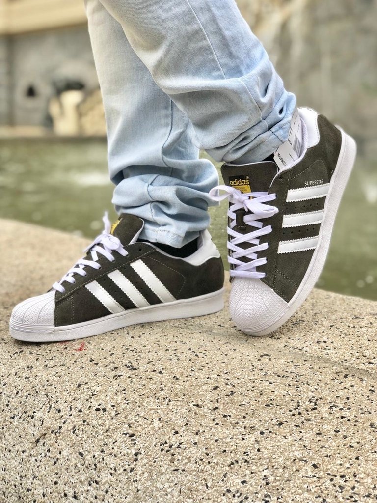 ADIDAS SUPERSTAR CINZA/CAMURÇA