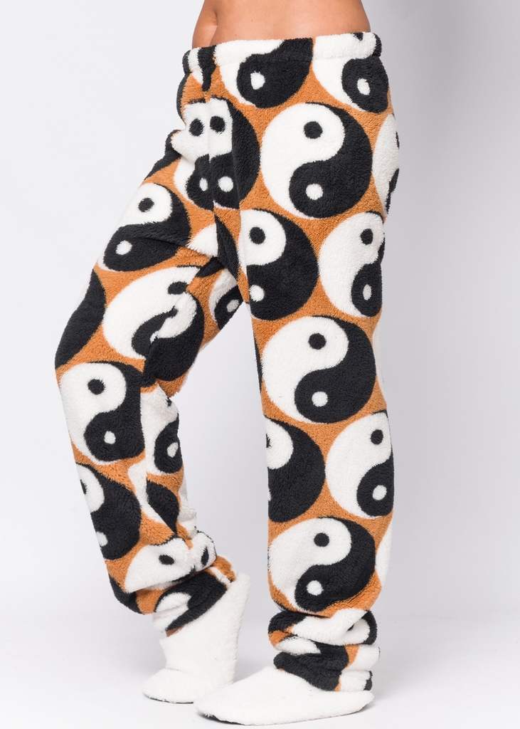 Pantalon yin 2025
