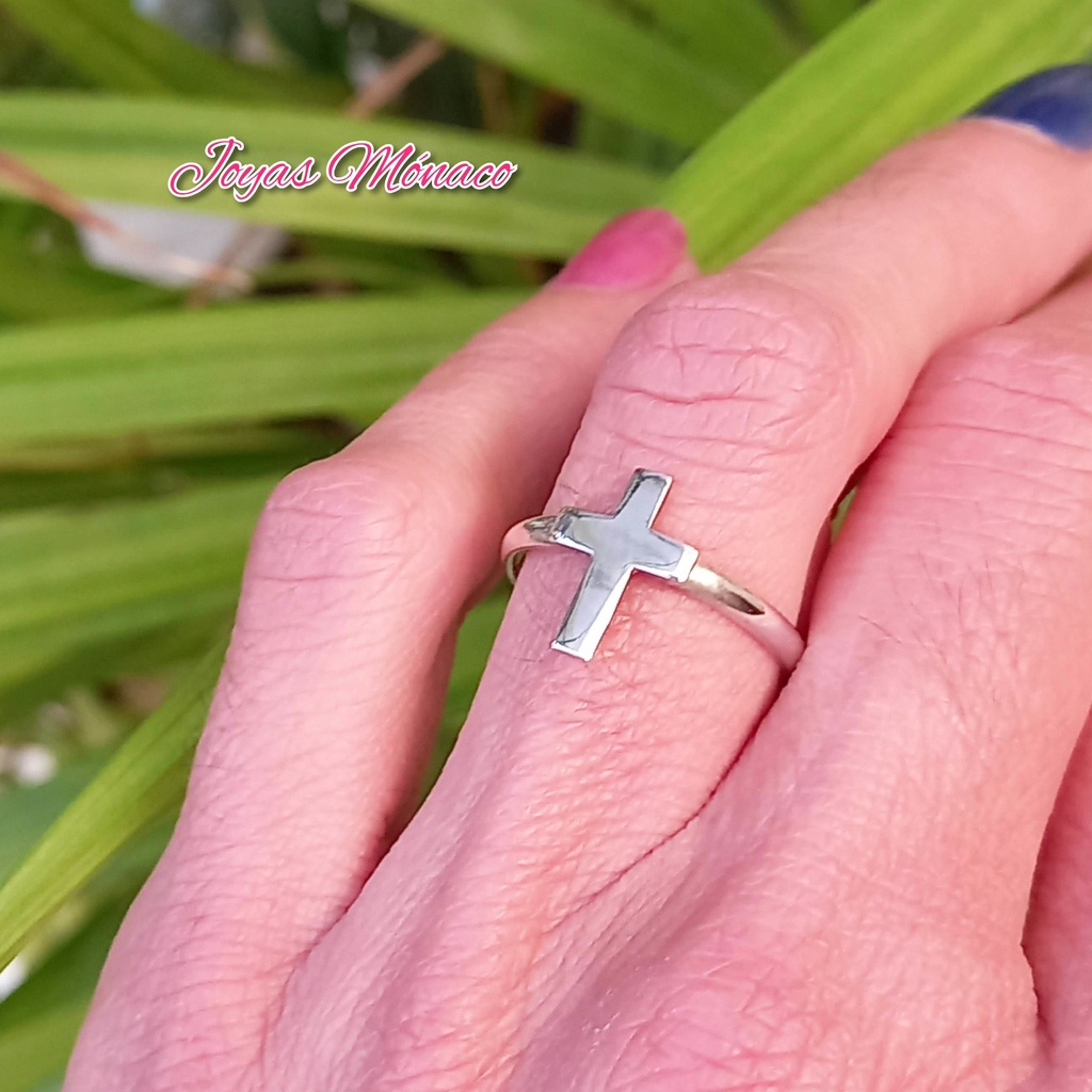 ANILLO CRUZ