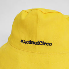 Piluso: #ActitudCirco / Amarillo en internet