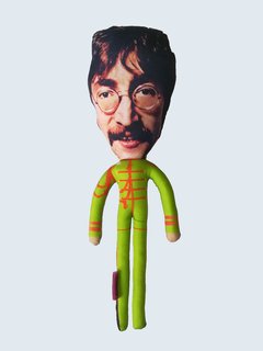 Muñeco John Lennon Sgt. Pepper