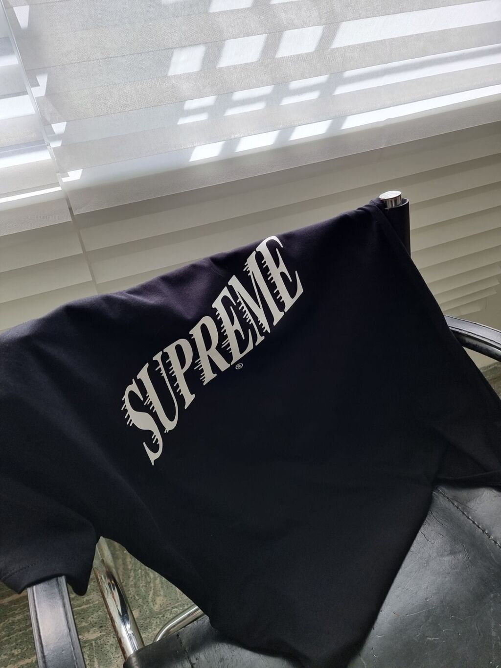 Remera supreme negra new arrivals