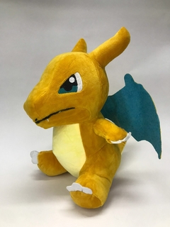 PELUCHE CHARIZARD - POKEMON