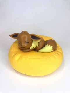 FIGURA POKEMON DURMIENDO - EEVEE