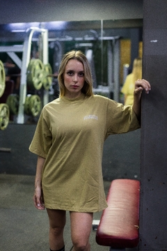 REMERA OVERSIZE PREMIUM TEAM MUSTARD - comprar online