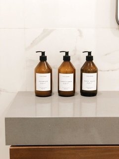 Dispensers Shampoo, Jabón y Acond. Vidrio x 500 ml