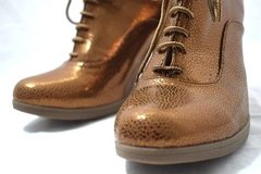 Zapato Bota Acordonado Taco Cuero Cobre Únicos Quica Maimara - tienda online