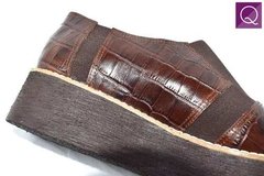 Zapato Botineta Plataforma Cuero Crocco Chocolate Quica Lima en internet