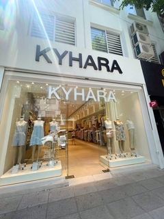 Maniquies colgantes para Kyhara - comprar online