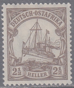 1853 ...... ALEMANHA - DEUTSCH-OSTAFRIKA - YACHT DO KAISER - 2 1/2 HELLER - 1915/9