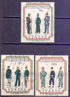 32147 .... ITALIA - TRAJES MILITARES ANTIGOS - 1974 - USADO