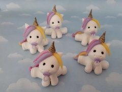 Combo 10 souvenirs unicornio +Adorno de torta en internet