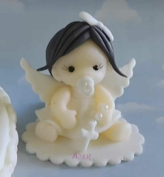 Souvenirs 30 Angelitas Bautismo porcelana fría - Nubecitas