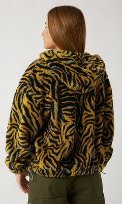 CAMPERA PIEL PRINT en internet