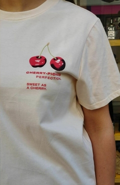 REMERA CHERRY PICKED