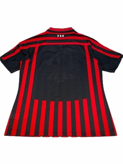 CAMISA EINTRACHT FRAKFURT 2012/13 ORIGINAL DA ÉPOCA - CAMISAS FAN CLUBE