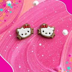 Aritos Hello Kitty - comprar online