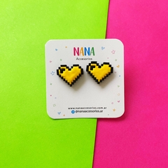 Mini Aritos Corazón Pixelado Glitter Amarillo - comprar online