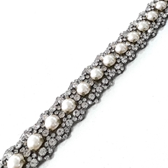 Faixa Pérolas e Strass Babi - termocolante - 42cm comprimento x 2cm - comprar online