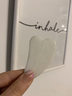 PIEDRA GUA SHA FACIAL - comprar online