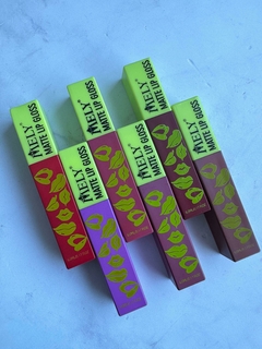 LABIAL MELY LIQUID MATTE - KISS ME - tienda online