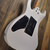 Guitarra Eléctrica Soloking Stratocaster MS1 Custom 24 HSS Flat Top in Satin White Matte with Roasted Flame Maple en internet