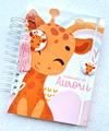 Caderneta de Saúde Menina - Girafinha - Papel & Paixão Scrapbook