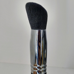 SP22 - PRO FOUNDATION BRUSH en internet