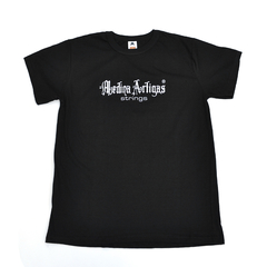 REMERA MEDINA ARTIGAS NEGRA