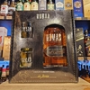 Nomad Whisky Outland 700ml Pack + 2 Vasos