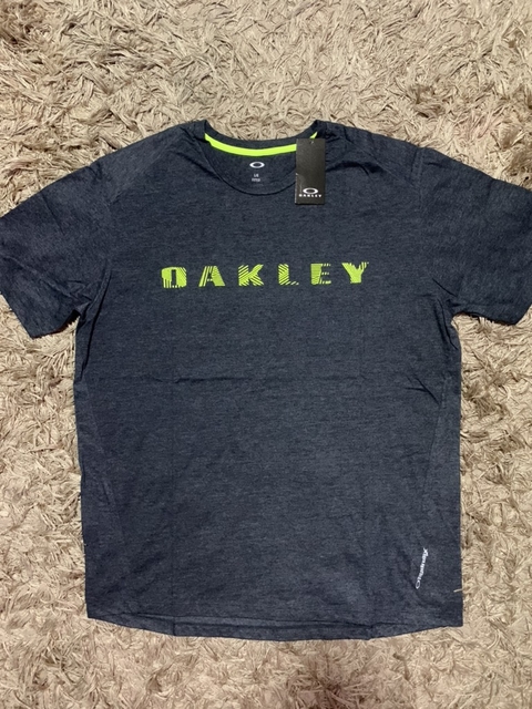 Camiseta Oakley Pieces Geometric