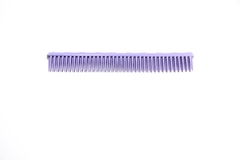 Pente para Gel Escovas Fidalga - Produto de plástico com 3 fileiras de dentes médios para modelagem capilar.