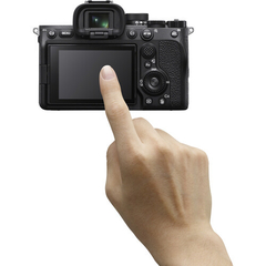 Câmera Sony Alpha A7 IV + Lente 28-70 mm f/3.5-5.6 OSS Kit na internet