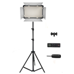 Iluminador Painel Led Godox 308 II-C + Bateria e Carregador + Tripé