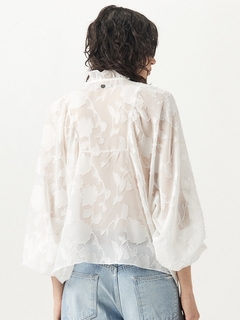 BLUSA DISEÑO WHITE - comprar online