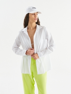 CAMISA OVERSIZE WHITE en internet