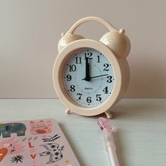 Reloj despertador plástico rosa