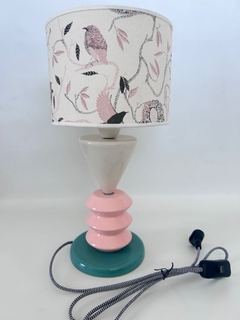 Lámpara de mesa con pantalla Hornero - comprar online