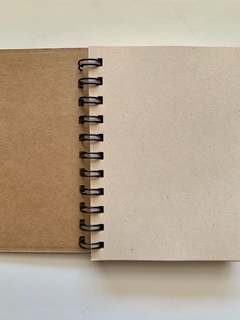 Cuaderno Venado de las Pampas gris chico en internet