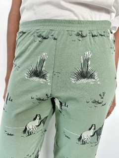 Maxi Pants Caballo Criollo - verde - comprar online