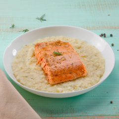 Salmão assado com risoto de limão siciliano