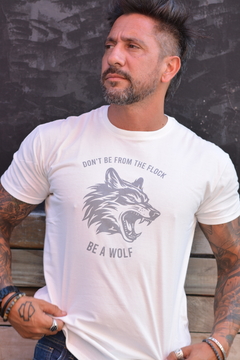 T-SHIRT WOLF en internet