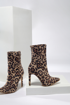 Bota LEOPARDO Cód 2632 - comprar online