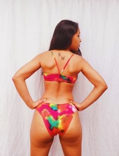 Sunkini Swim TieDye Vermelho na internet