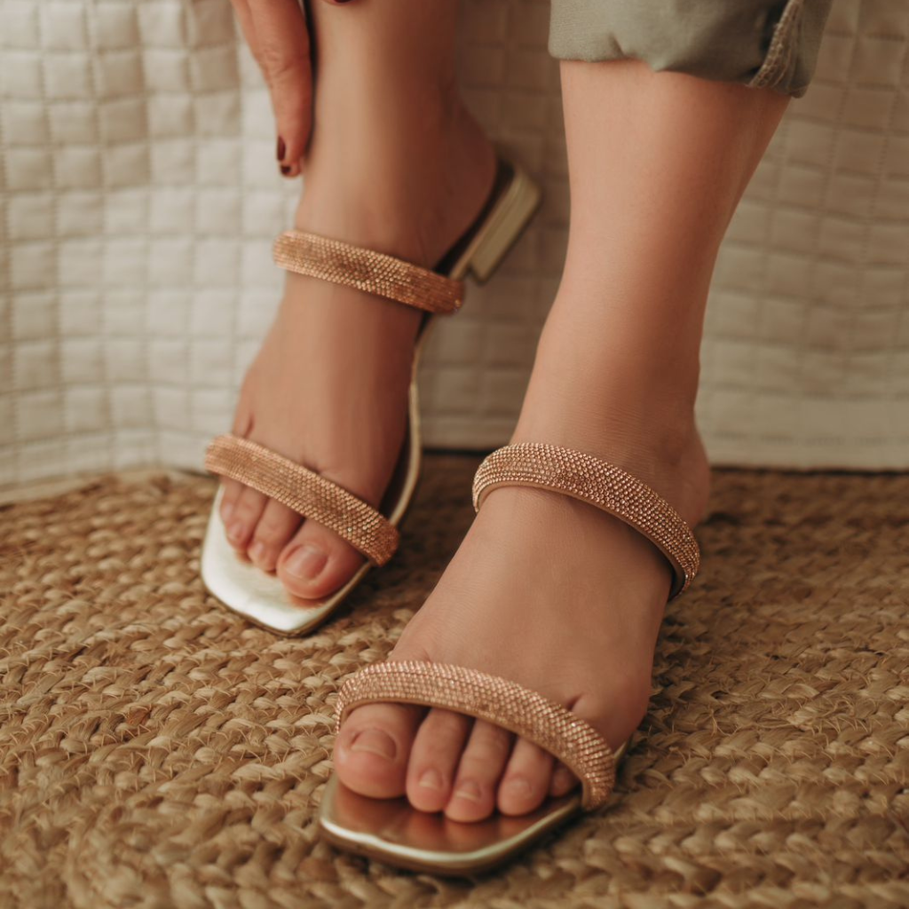 Sand lia Tamanco com Strass Uzze Sapato Dourado