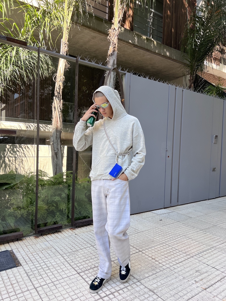 HOODIE con capucha Comprar en El club del sweater