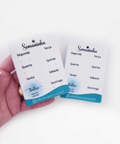 Tag Semaninha para Brincos Personalizada 6,5x9cm papel 250g laminado frente (50un)