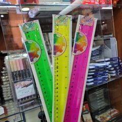 Regla 30cm Fluo Deli Por Unidad