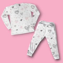 CONJUNTO PIJAMA CORAZONES MANGA LARGA NIÑO