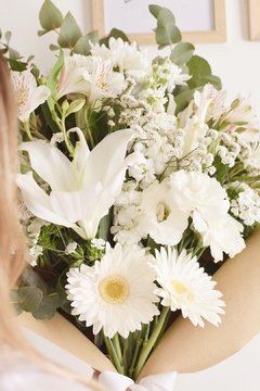 BOUQUET TOTAL WHITE XL en internet